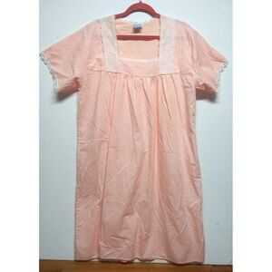 Women's Peach Nightgown